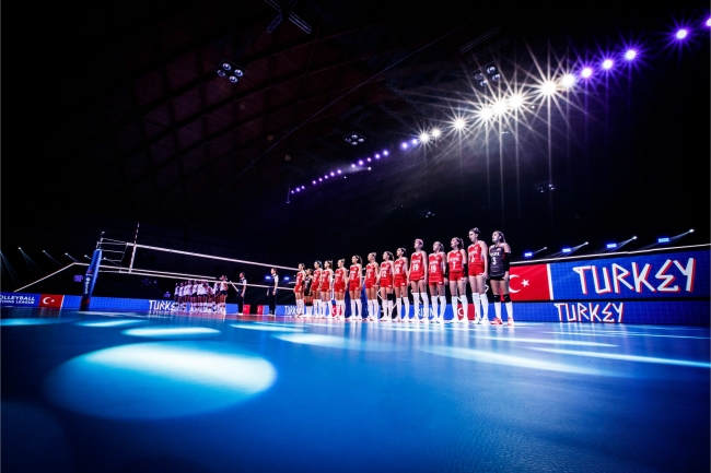La selección femenina de voleibol se enfrentará a Japón por la medalla de bronce