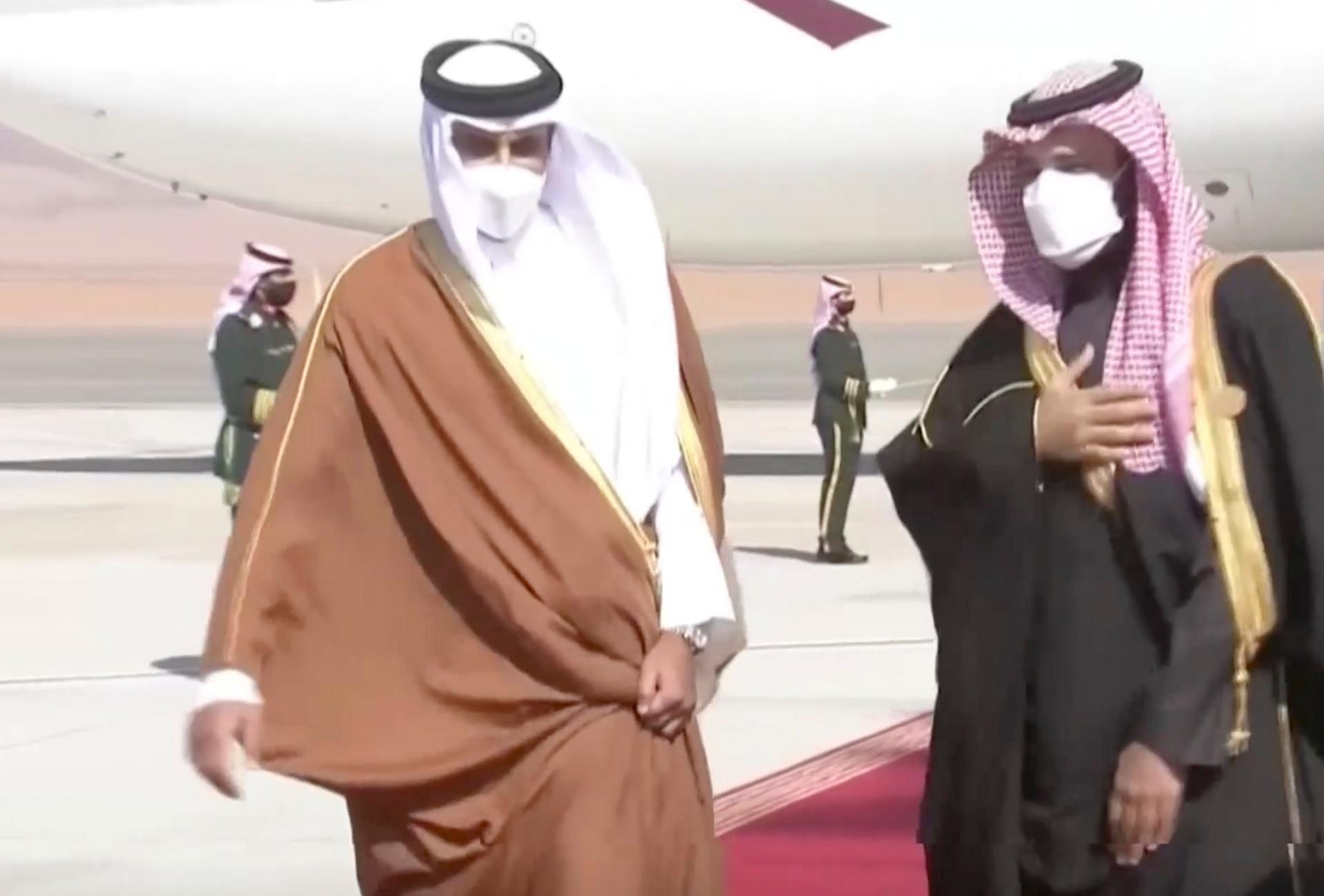 قطر: د سعودي عربستان د ملي حاکمیت ، امنیت او استقرار نه قوي ملاتړ کوو
