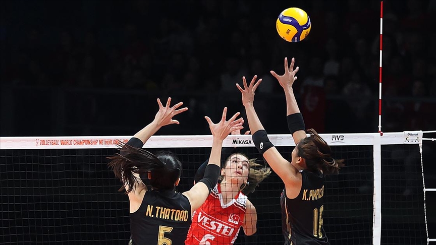 Türkiye jugó su primer partido en el Campeonato Mundial de Voleibol