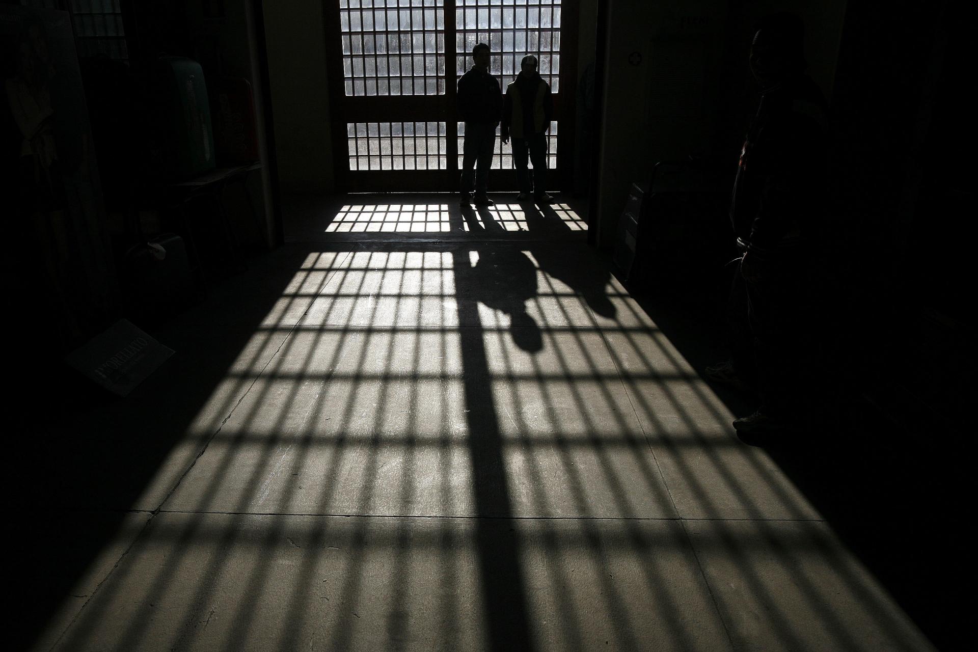 ماہ رمضان کا آغاز،عرب امارات نے 1025 قیدیوں کو عام معافی دے دی