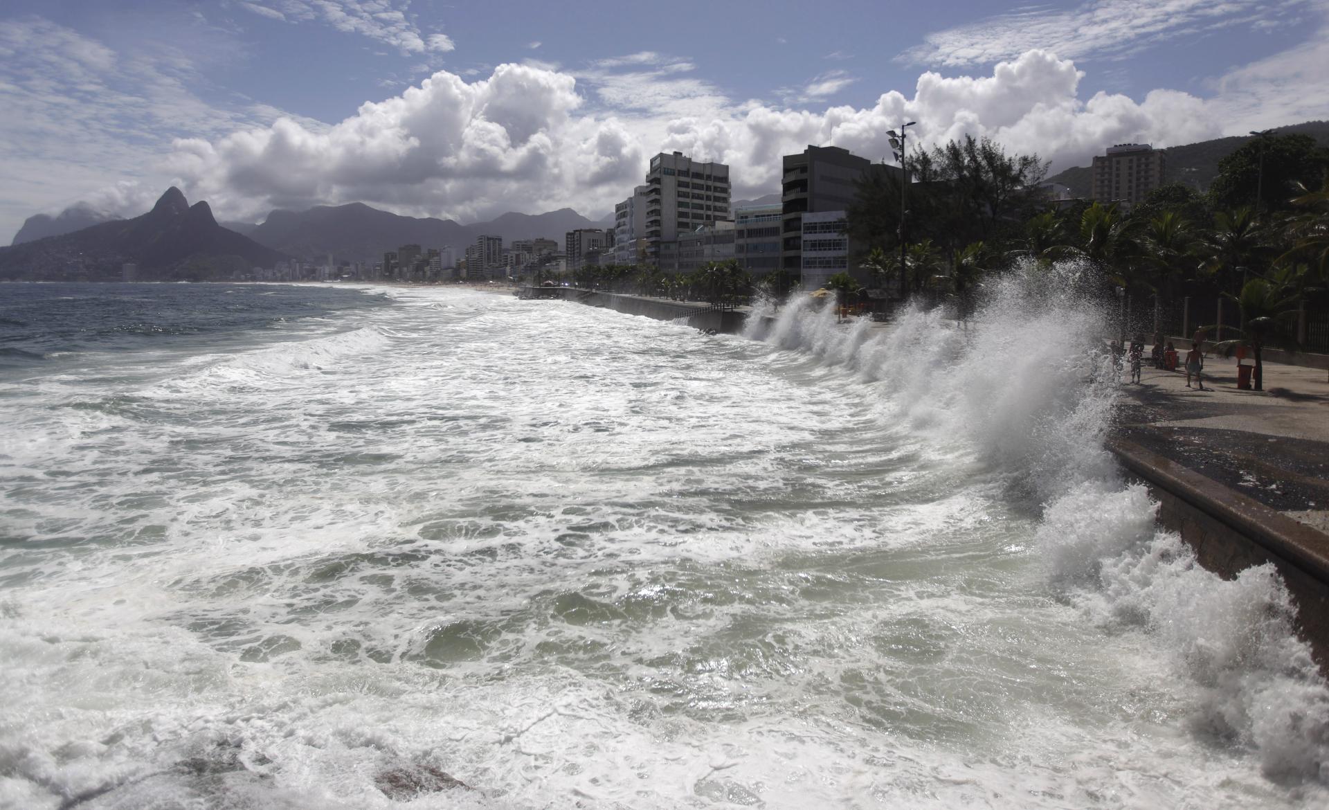 Brazil: Zbog tropske oluje 182.000 domaćinstava bez struje