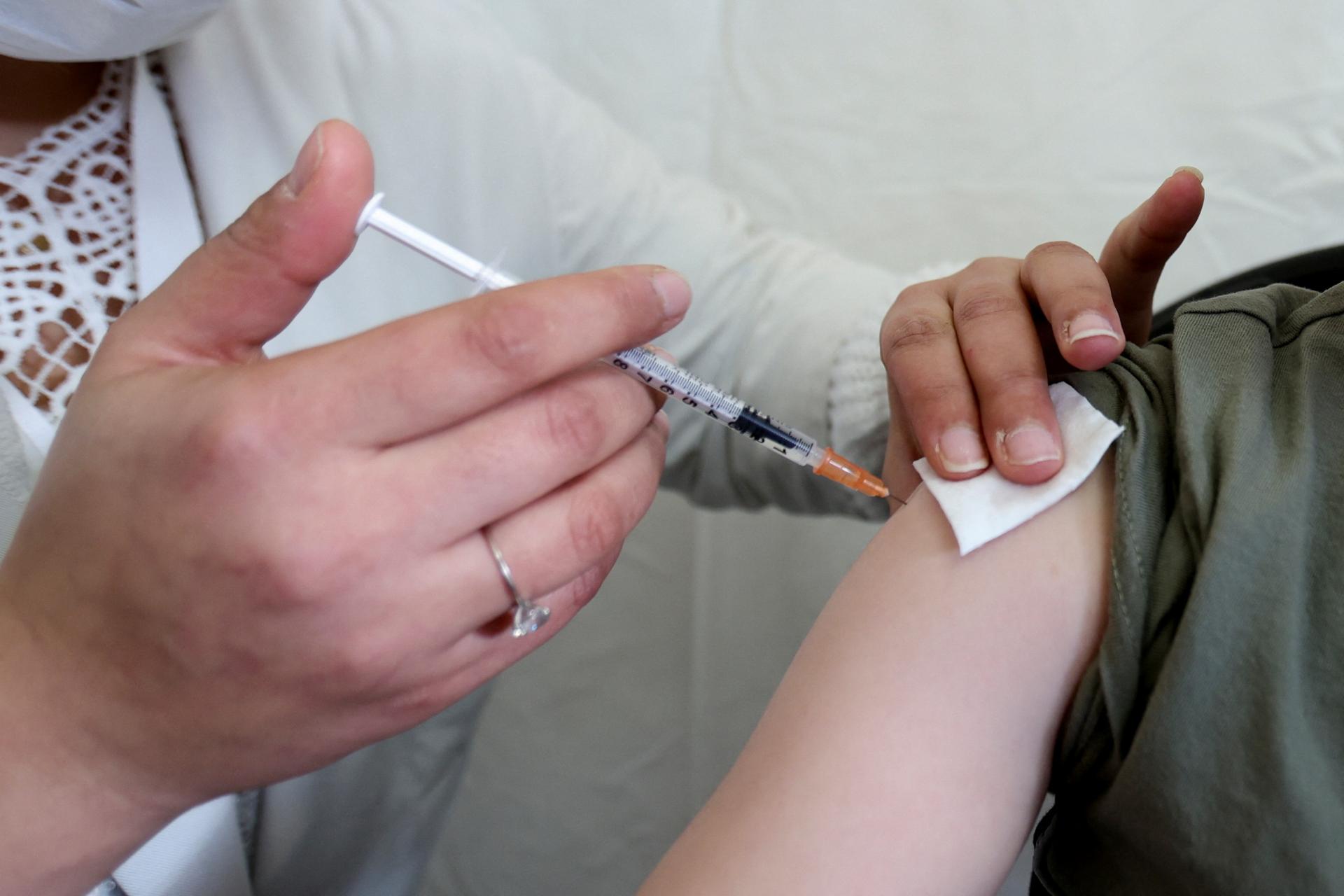 法国6名儿童接种了过剂量的疫苗