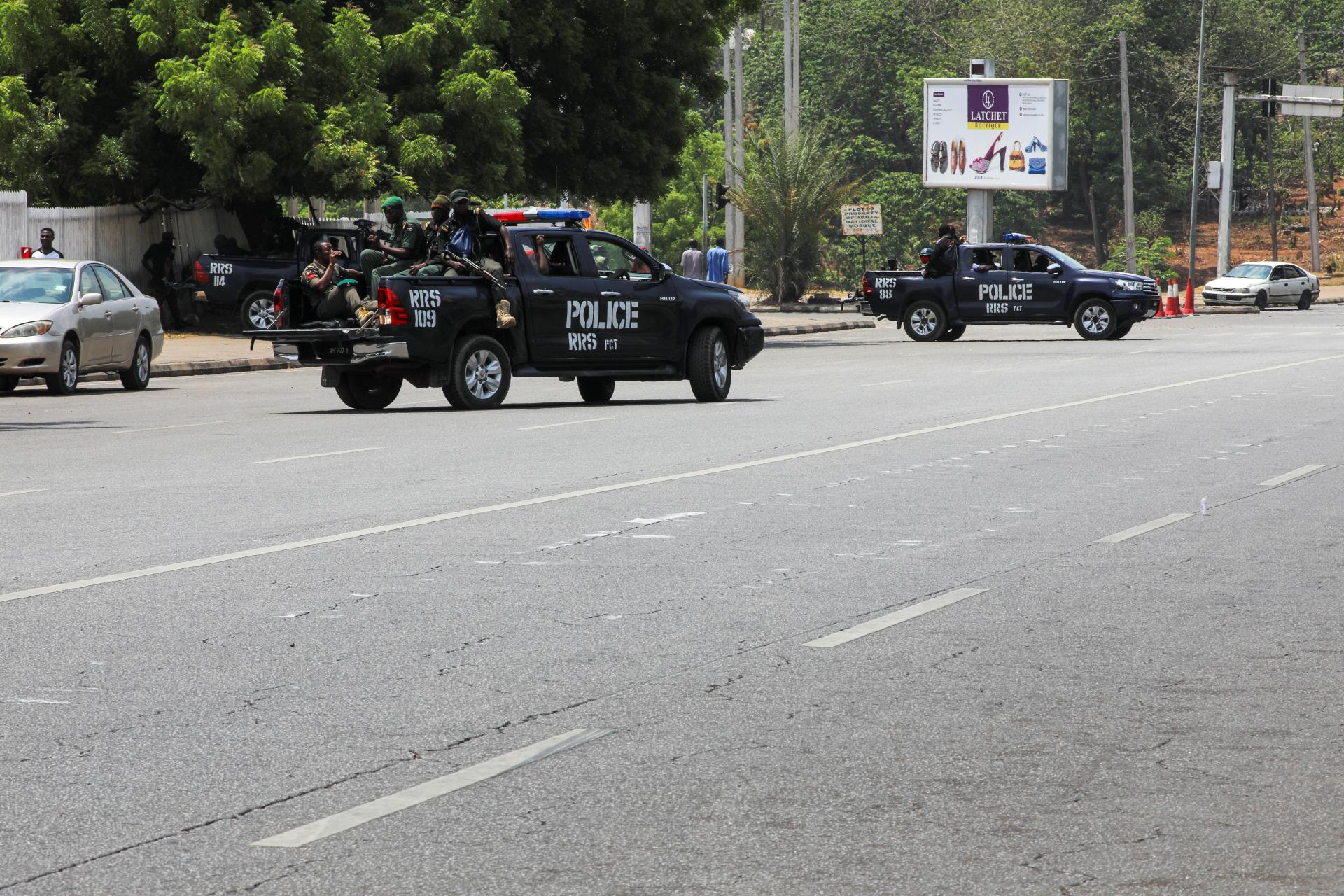 31 убити при нападение на военен конвой в Нигерия