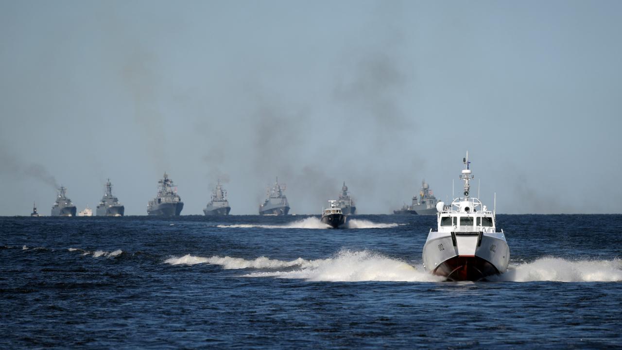 俄罗斯国防部20艘战舰在波罗的海展开军演