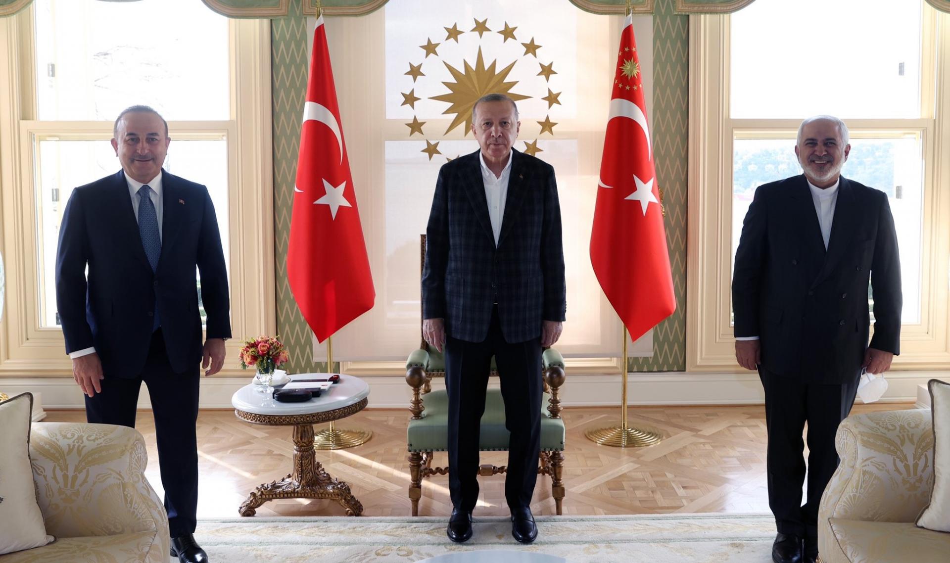 Erdogan priti në takim ministrin e Jashtëm iranian, Zarif