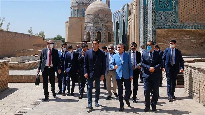 Потпретседателот Фуат Октај го посети историскиот град Семерканд, во Узбекистан