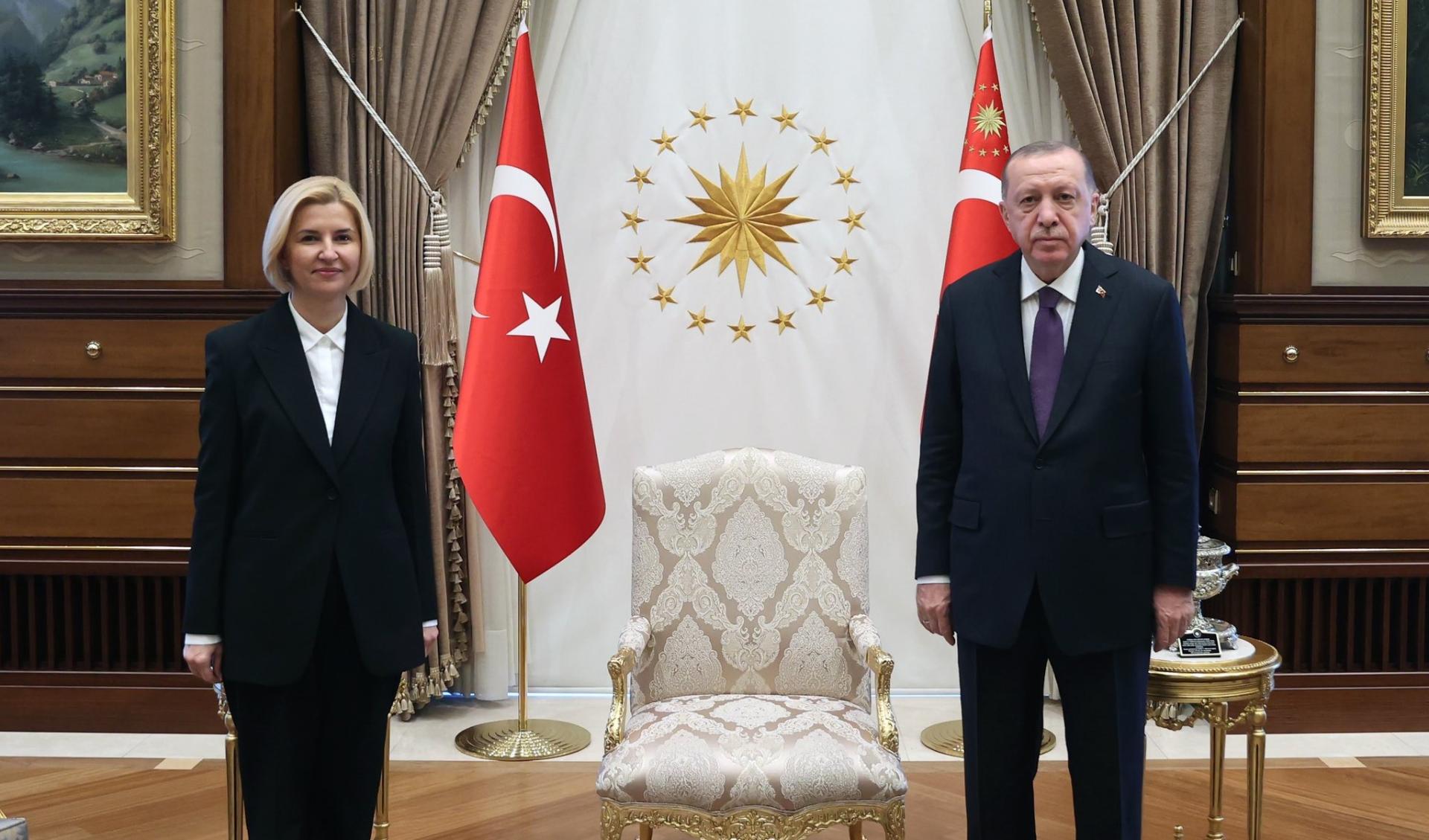 Претседателот Ердоган ја прими претседателката на автономниот регион Гагаузија Ирина Влах