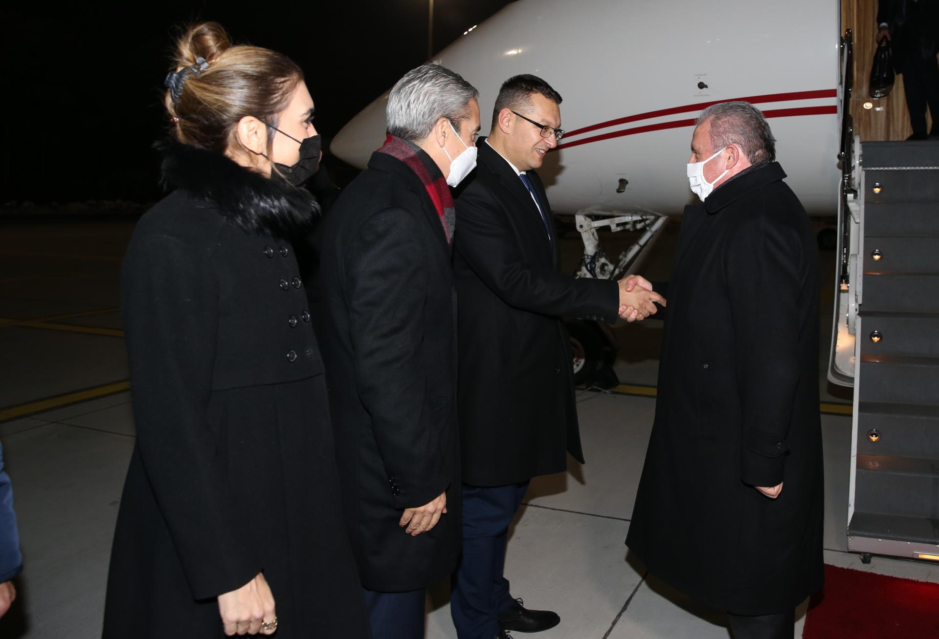 杉托普及随性代表团前往塞尔维亚进行访问