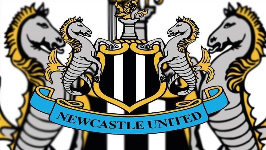 Steve Bruce dejó al Newcastle tras la compra del club por el fondo soberano de Arabia Saudita