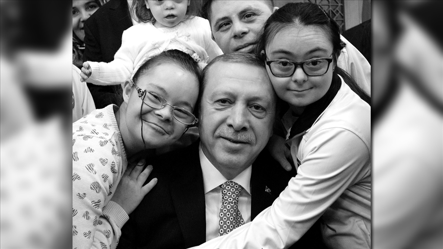Эрдоган жубу Дүйнөлүк Даун синдрому боюнча маалымдуулук күнүнө карата билдирүү жарыялашты
