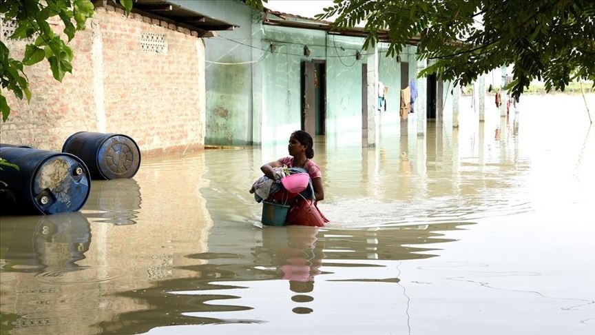 印度强降雨导致5万4千多人被疏散