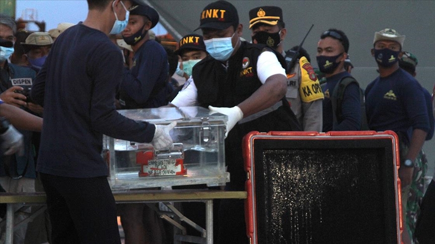 Okončana potraga za olupinom indonezijskog aviona koji se srušio u more