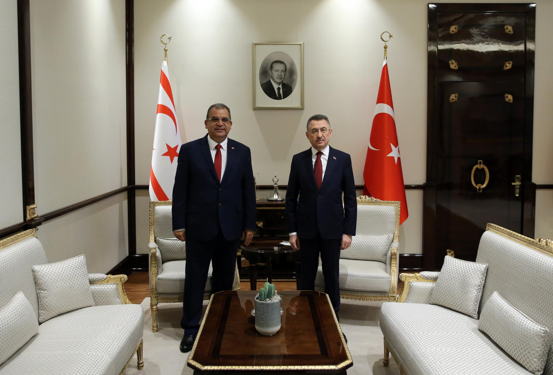 نائب صدر فواد اوکتائے کی شمالی قبرصی  ترک جمہوریہ کے وزیر اعظم فائز سو جو اولو   سے ملاقات