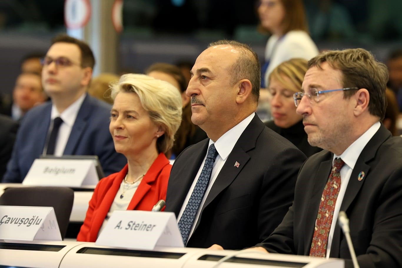 Çavuşoğlu: Svezia deve mettere fine a finanziare il terrorismo