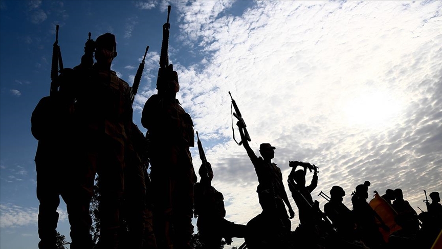 حمله مسلحانه افراد ناشناس به پایگاه نظامی «جی 5» در منطقه تیلابری نیجریه