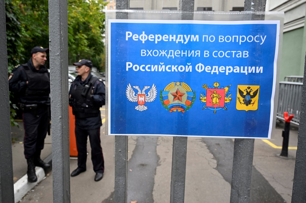 Las llamadas repúblicas populares en Ucrania apoyan “anexión a Rusia” en referendos