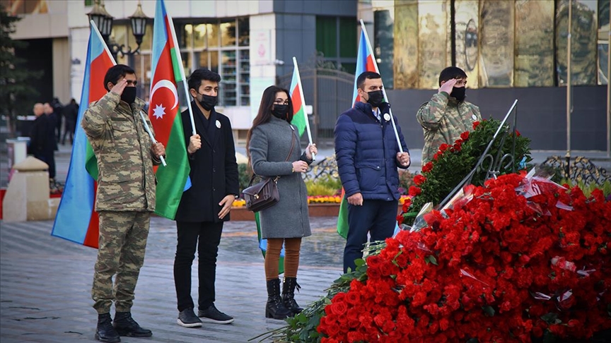阿塞拜疆纪念霍贾利大屠杀遇难者