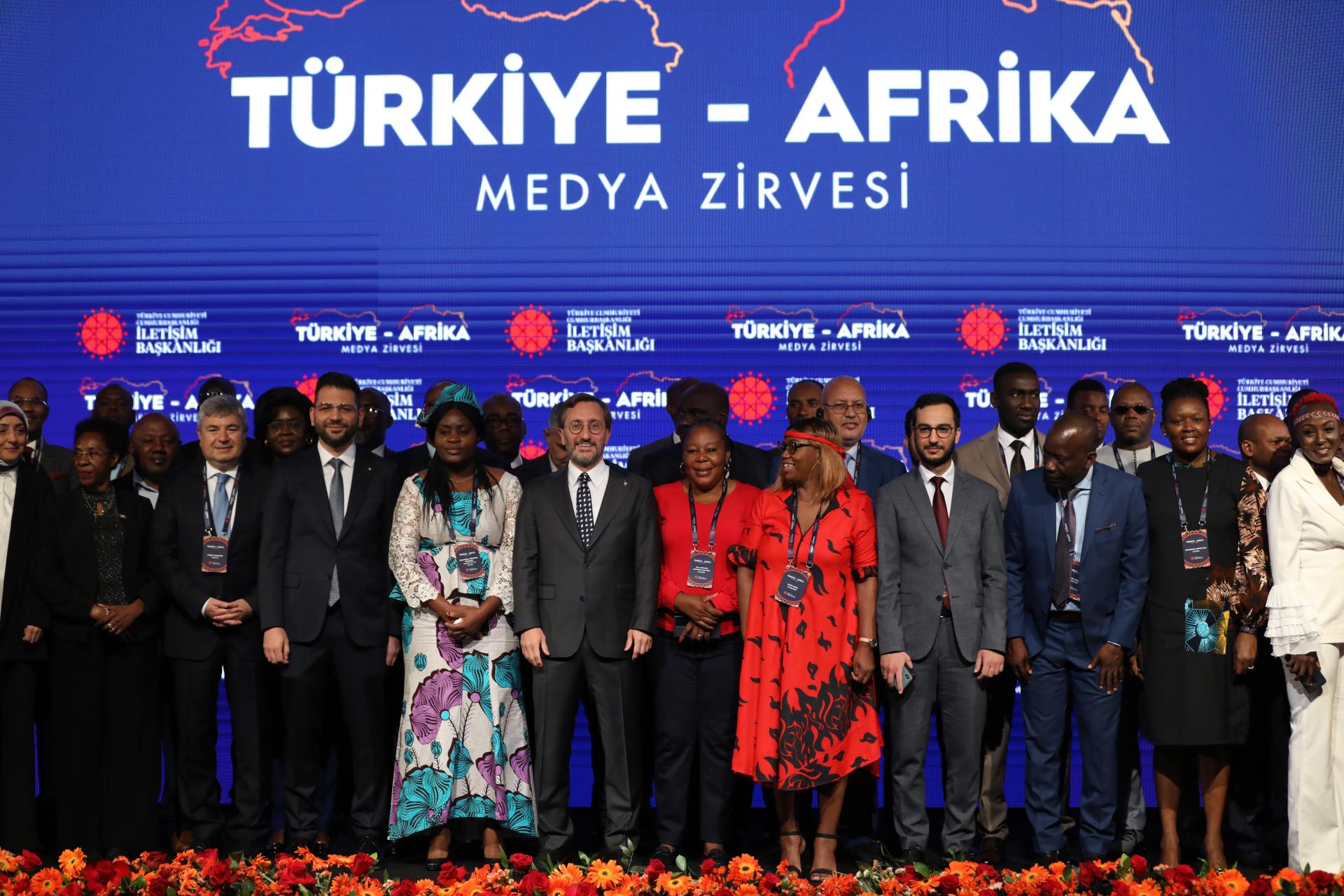 თურქეთ-აფრიკის მედია სამიტი დაიწყო