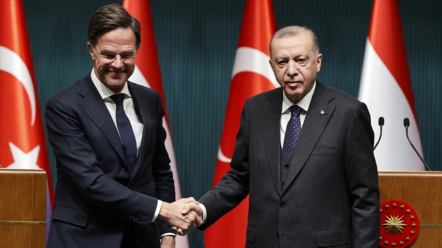 Претседателот Ердоган и холандскиот премиер Руте разговраа за членствата на Финска и Шведска во НАТО