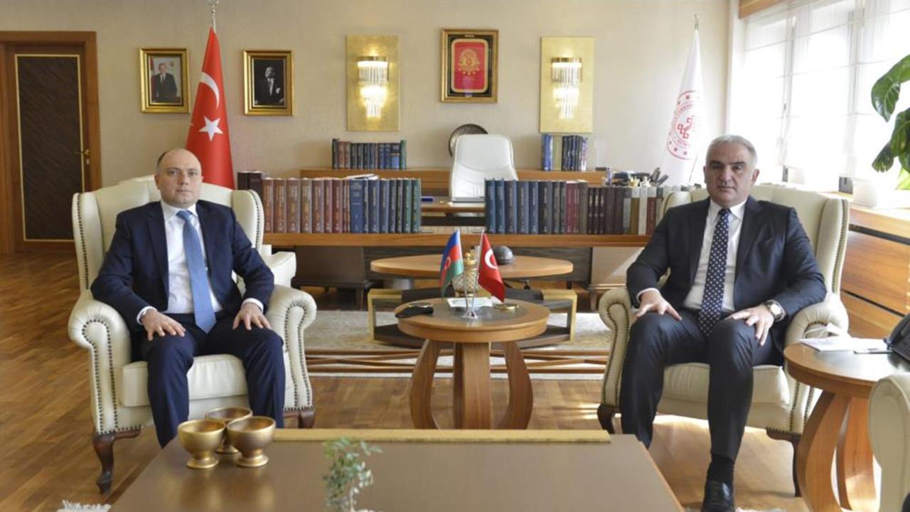 Turquía y Azerbaiyán aumentarán las actividades culturales y artísticas