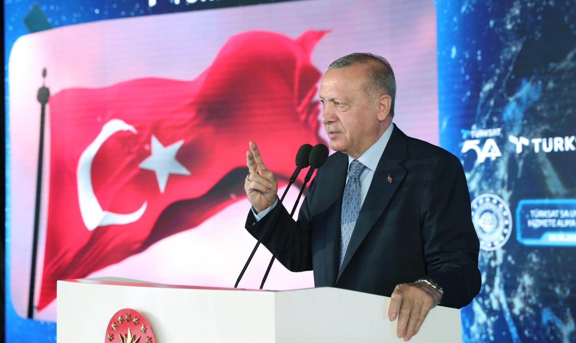 Turqia vë në shërbim satelitin “Turksat 5A”