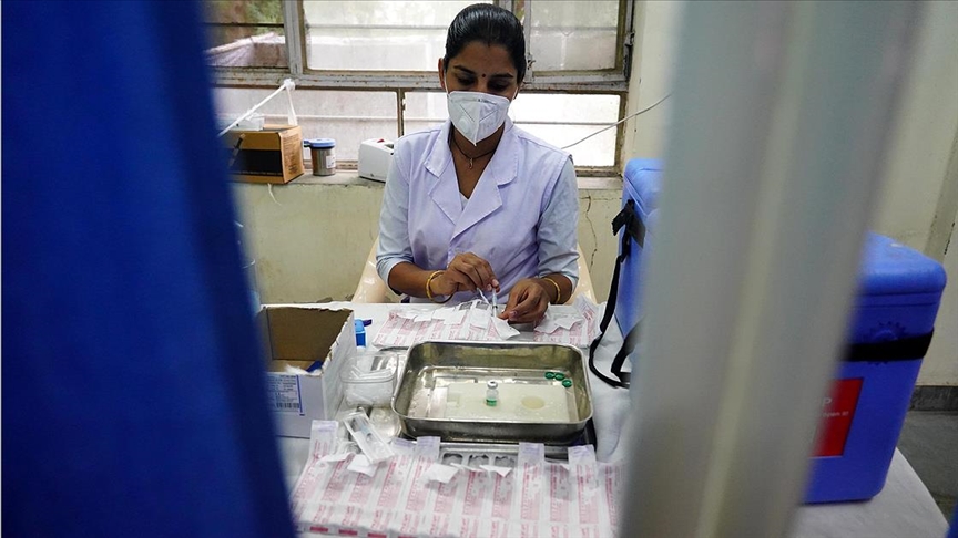 OBSH-ja miraton përdorimin emergjent të vaksinës “Covovax” të prodhuar në Indi