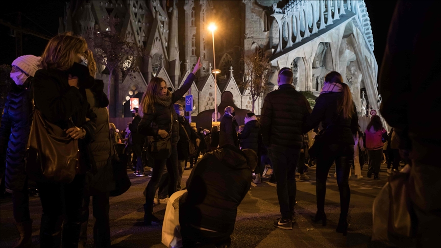Cataluña impondrá nuevas medidas contra el COVID-19 en la víspera de Navidad