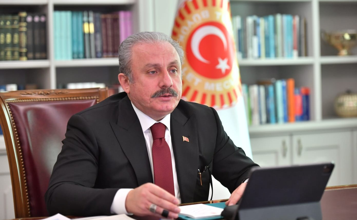 土耳其议长评估反恐斗争
