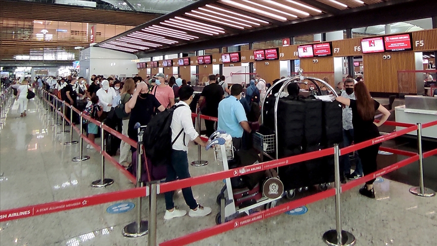 Увеличение на пътниците обслужени на летищата в Истанбул