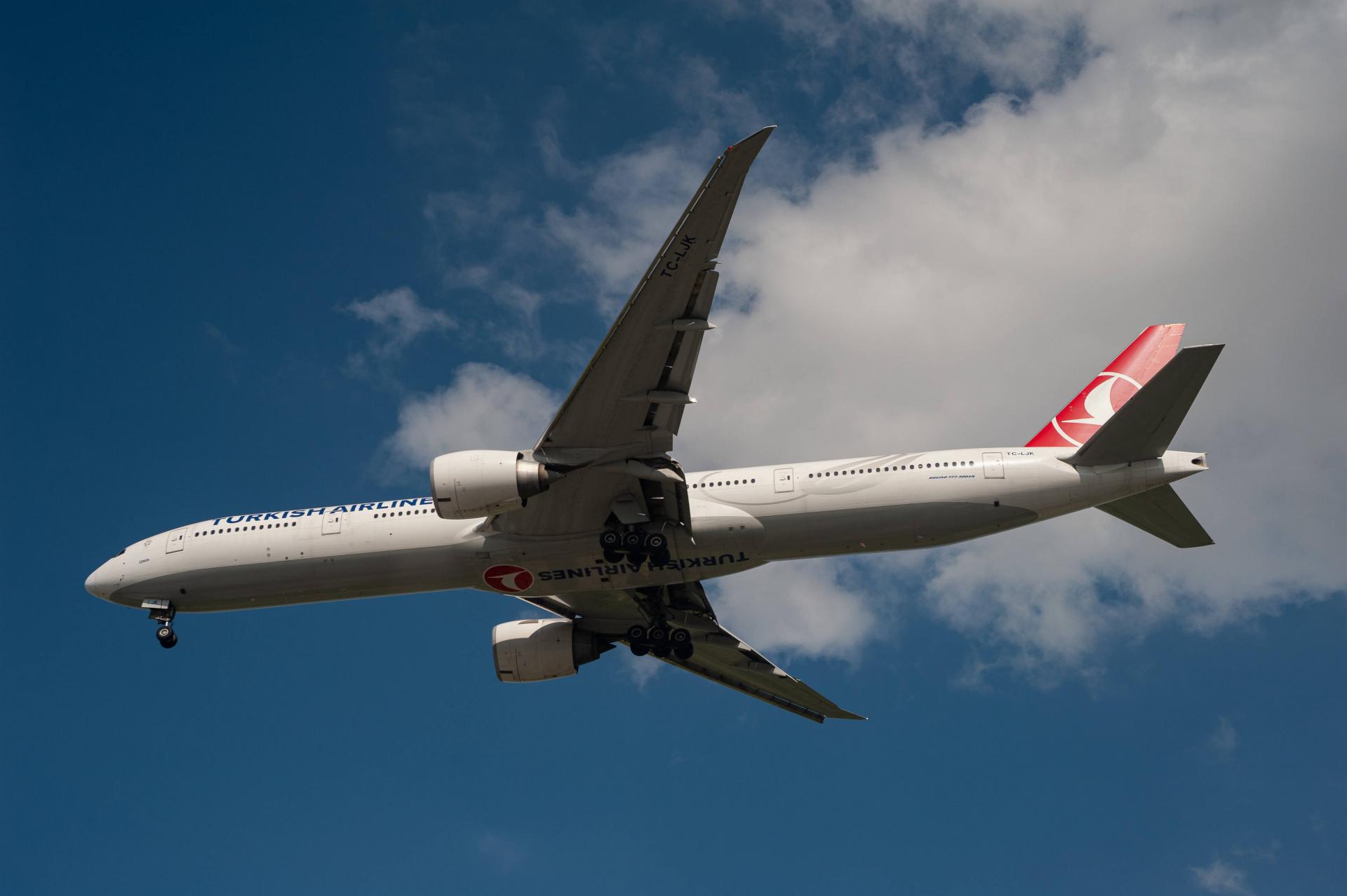 “Turkish Airlines” e dyta në Evropë për numrin e fluturimeve