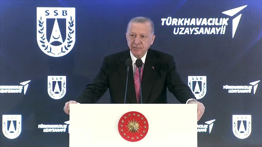 رئیس جمهور ترکیه : در تولید پهپاد، پهپاد مسلح و پهپاد آکینجی جزو سه کشور برتر جهان هستیم