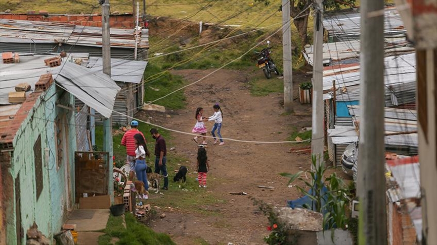 Informe advierte que Latinoamérica está ‘atrapada’ entre alta desigualdad y el bajo crecimiento