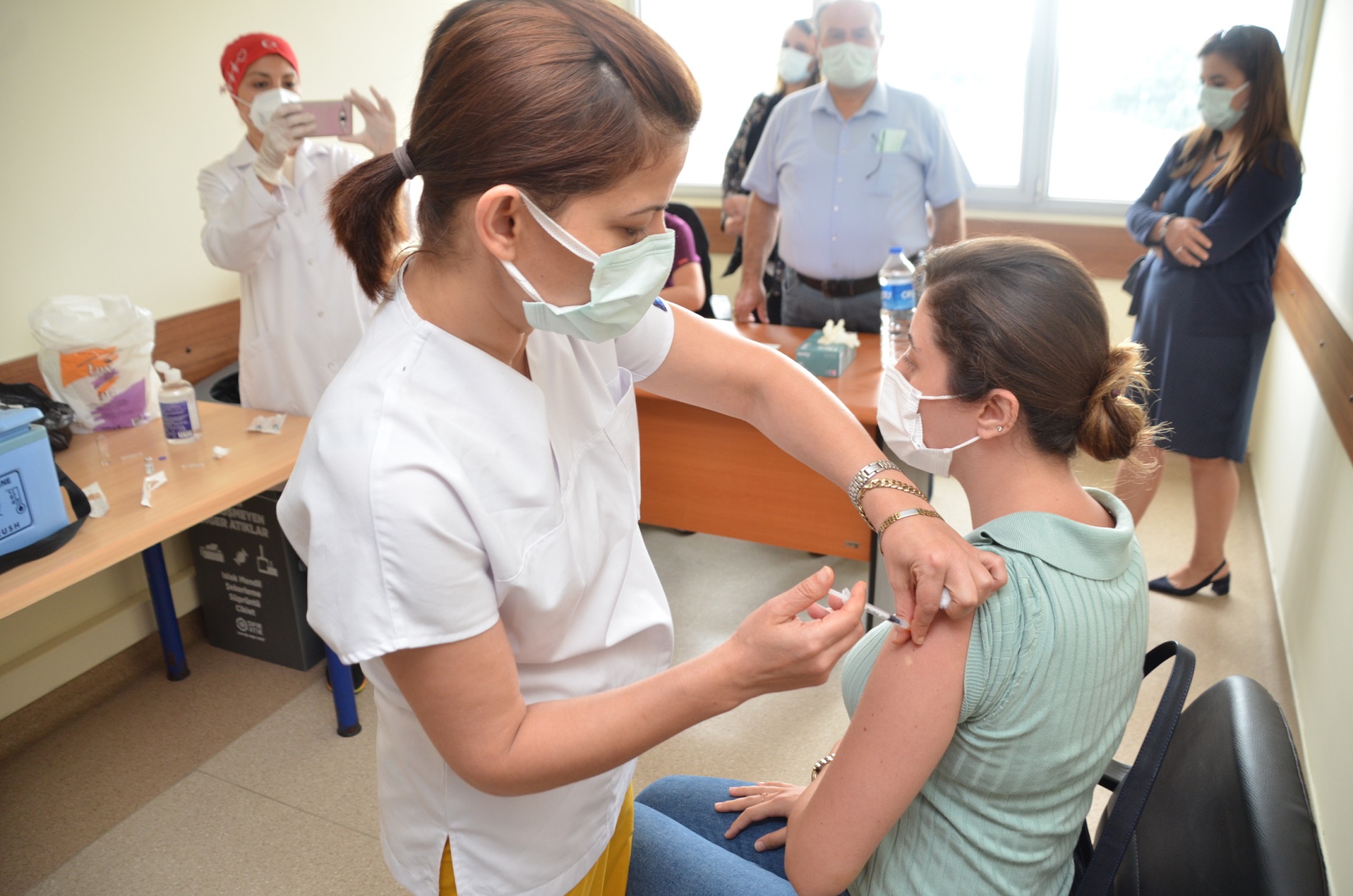 Στην 9η θέση η Τουρκία ανάμεσα στις χώρες που χορηγήθηκαν περισσότερα εμβόλια κορωνοϊού