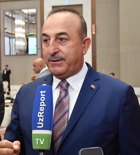 Biseda telefonike Çavusoglu -  Al-Nahyan, në fokus marrëdhëniet bilaterale Turqi-EBA