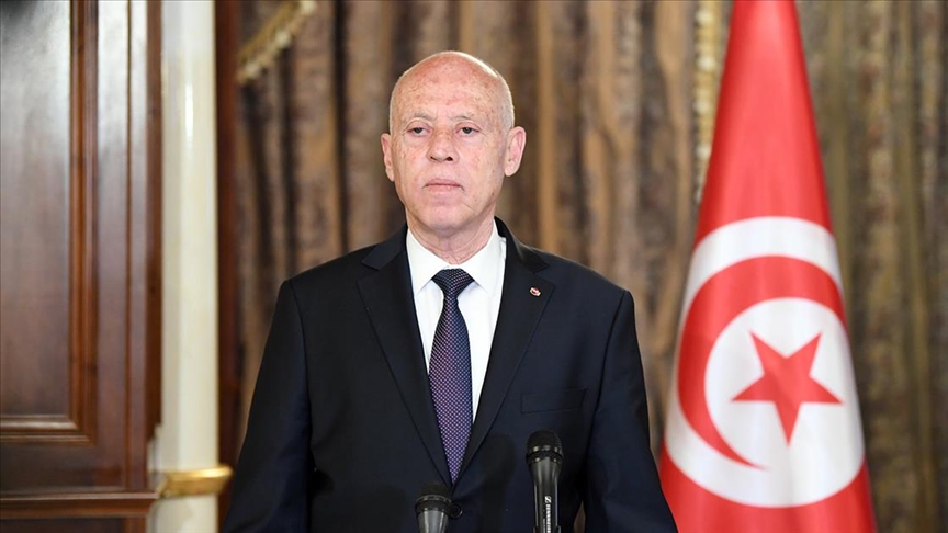 El presidente de Túnez destituye a algunos altos funcionarios estatales