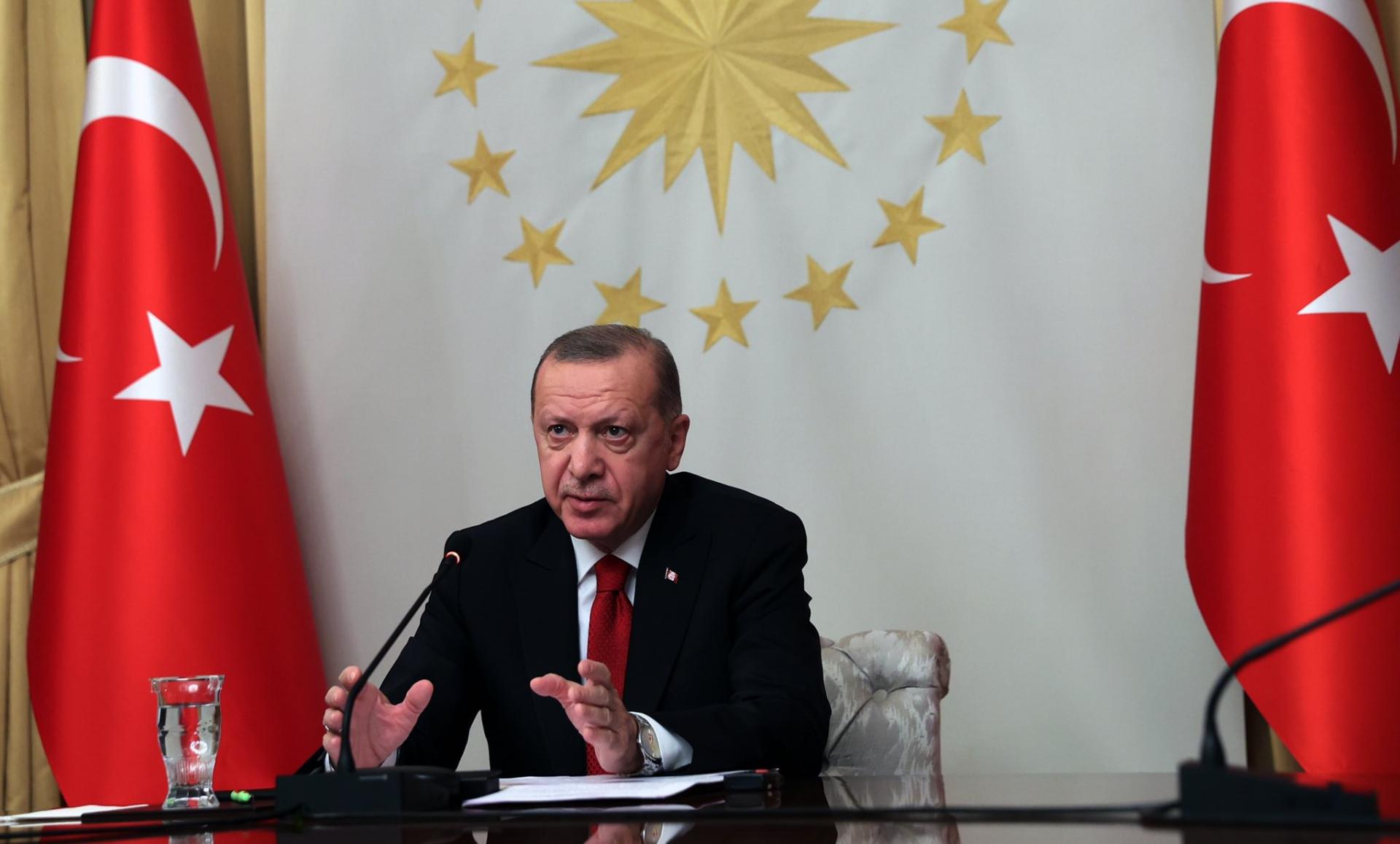 Претседателот Ердоган оствари телефонски разговор со италијанскиот премиер Драги