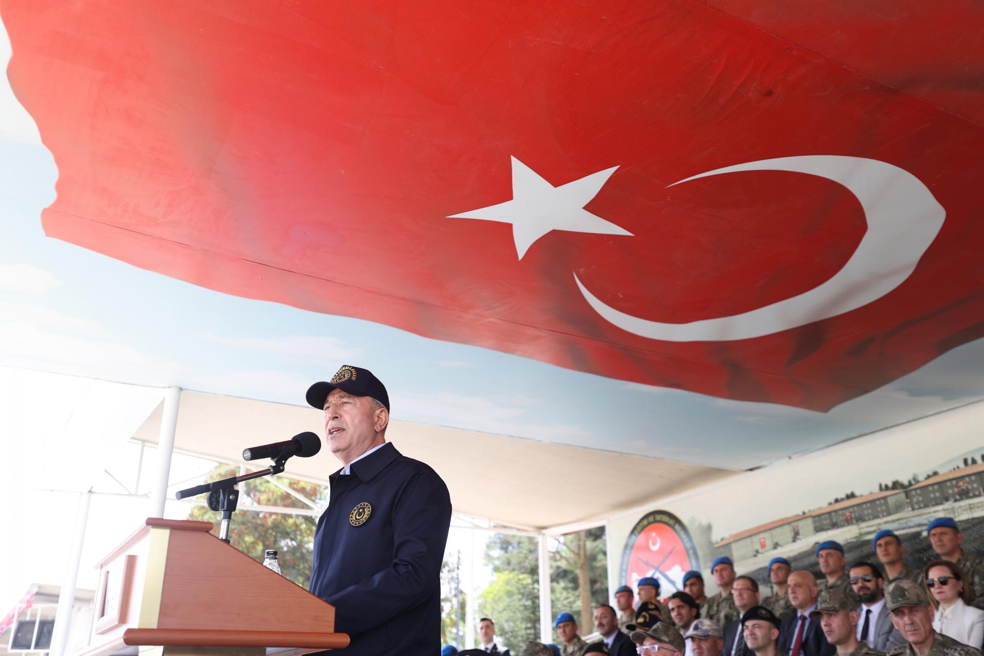 Hulusi Akar: Türkiye minden eszközzel a ciprusi testvérei mellett áll