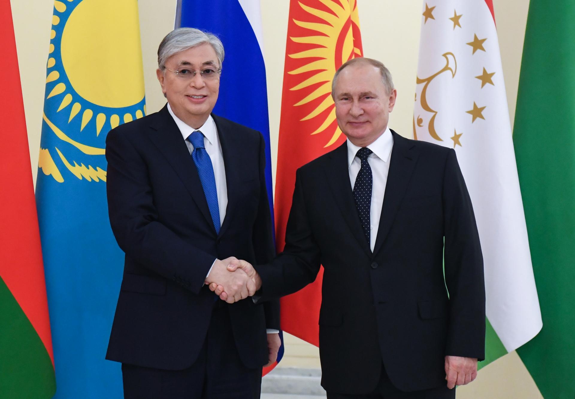 哈萨克总统感谢俄罗斯提供的帮助