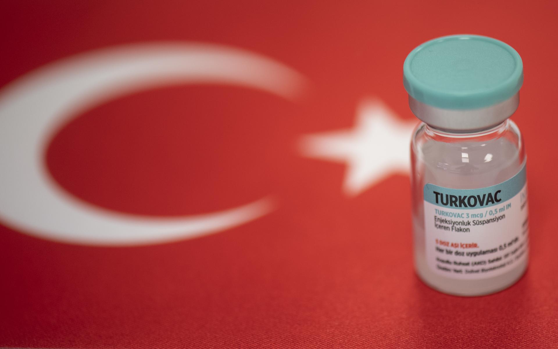 La vacuna turca Turkovac es un 49% más protectora que Coronavac
