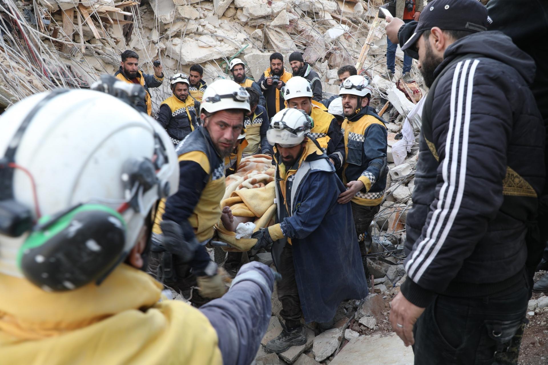 Terremoto In Siria, Bilancio Sale A 3162 Morti - TRT Haber: Son Dakika ...