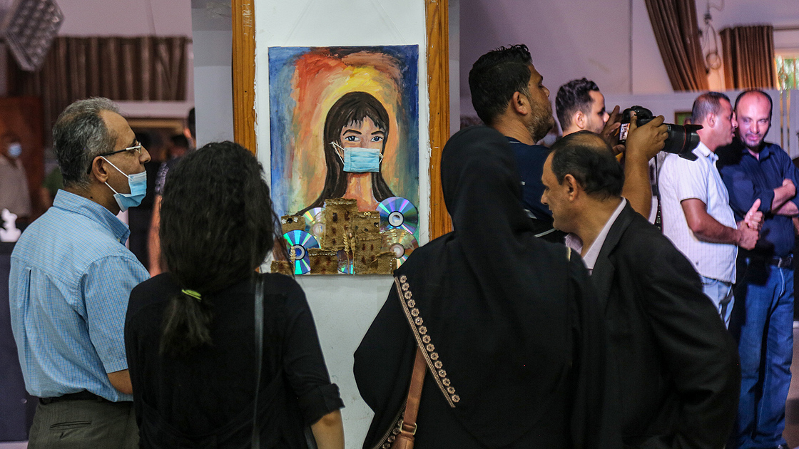 Artistas palestinos llaman la atención sobre la ocupación israelí con arte moderno