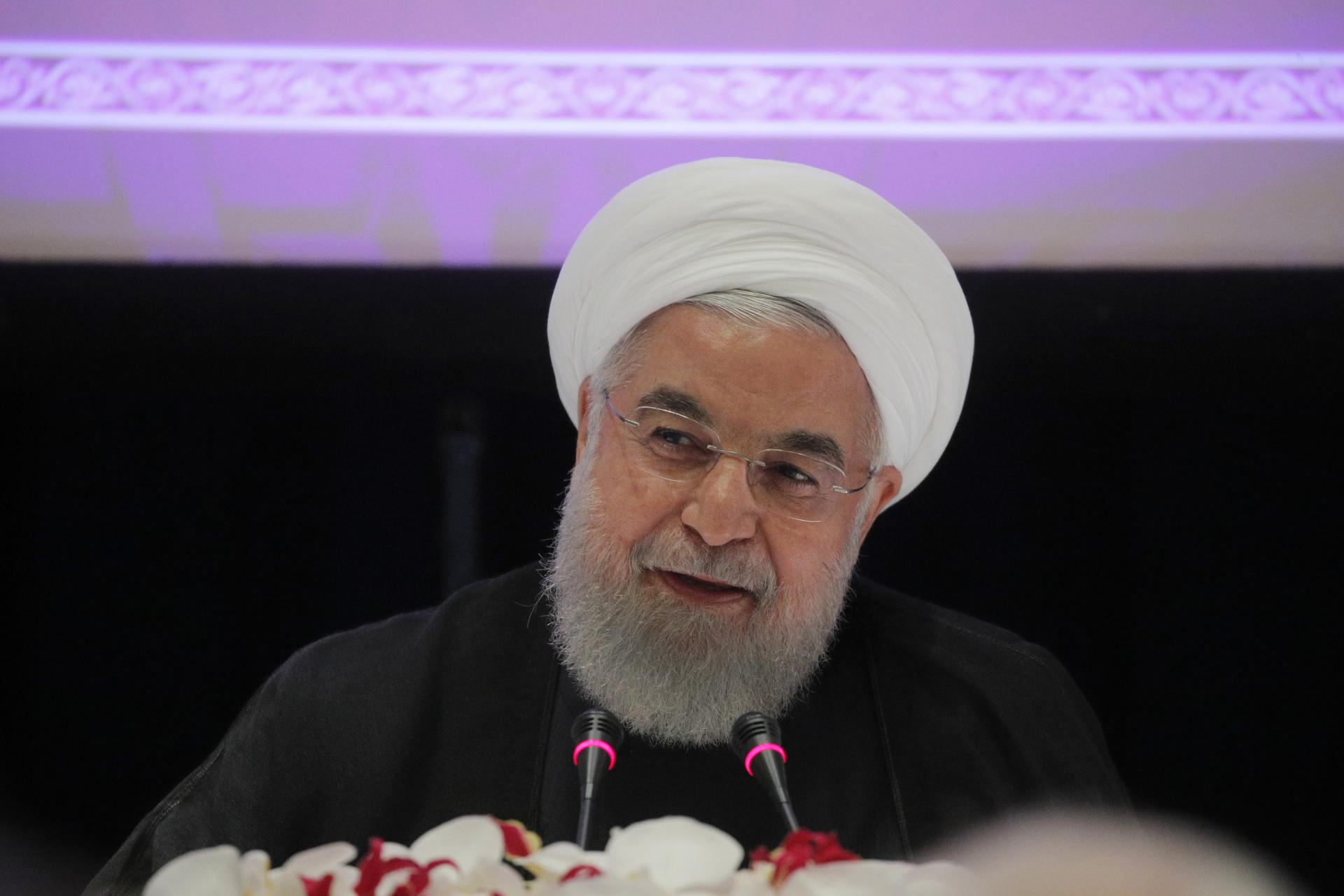 روحانی: بونو ائد‌رسه یول آچیلار