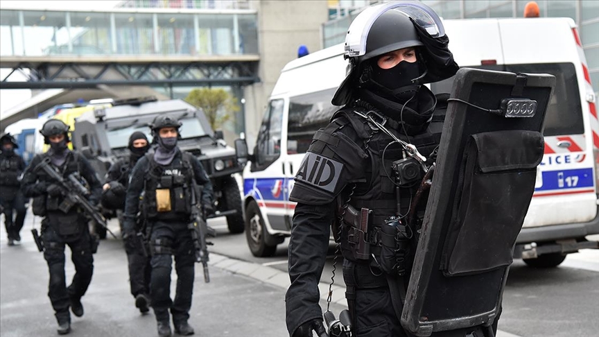 Francuska policija privela deset pripadnika terorističke organizacije PKK