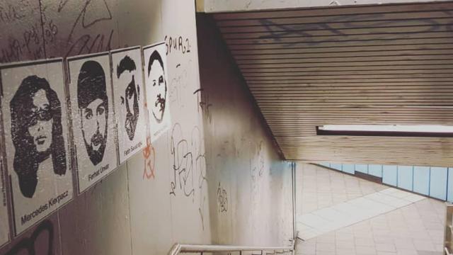 حمله به پوسترهای قربانیان حمله نژادپرستانه هانائو در شهرهای کلن و فرانکفورت آلمان