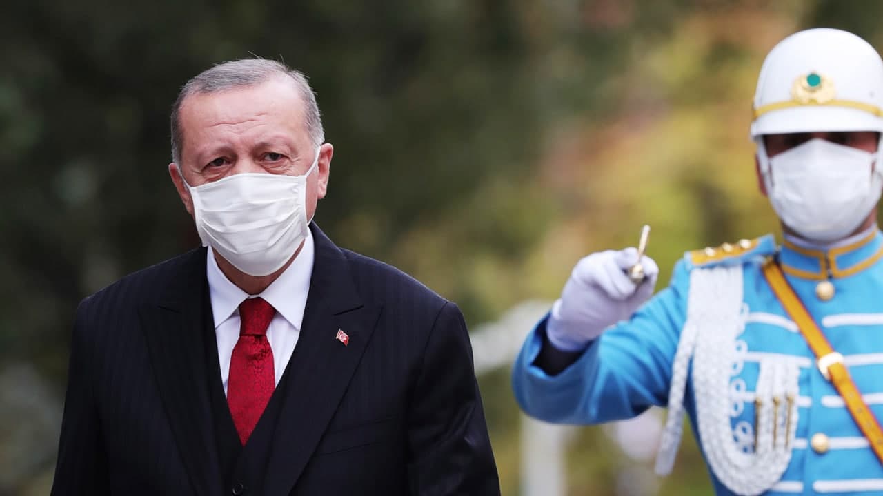 Turkiyada 17-maygacha to’liq lokdaun joriy etildi