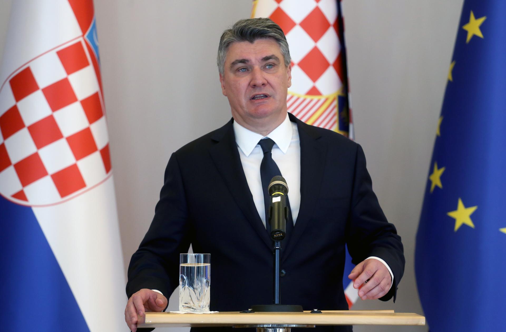 Hrvatska: Predsjednik Milanović odlikovao sudionike “Krvavog Uskrsa”