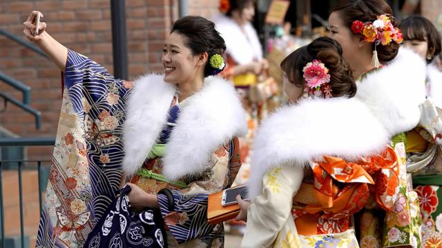 «سیجین نو هی» (روز بزرگسالان) در توکیو، پایتخت ژاپن جشن گرفته شد