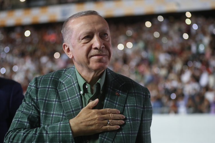 Adanában fiatalokkal találkozott Erdoğan