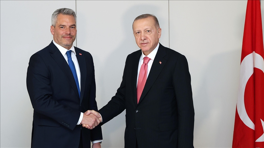 Президентът Ердоган проведе среща с австрийския канцлер Нехамер