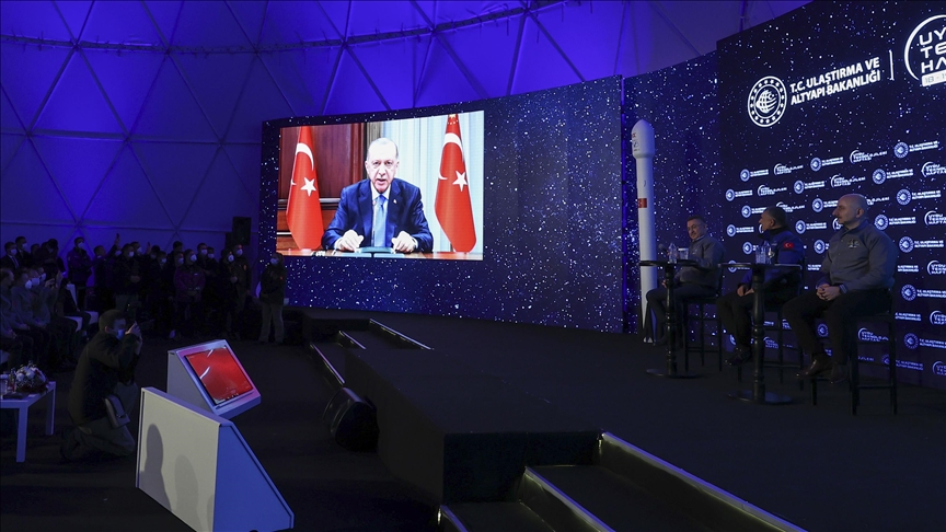 Erdogan emitió un mensaje con motivo del lanzamiento del satélite Türksat 5B al especio